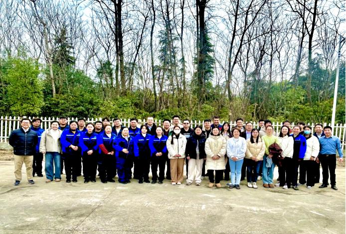 植新綠添活力 共筑生態(tài)家園(圖1) 圖片1.png